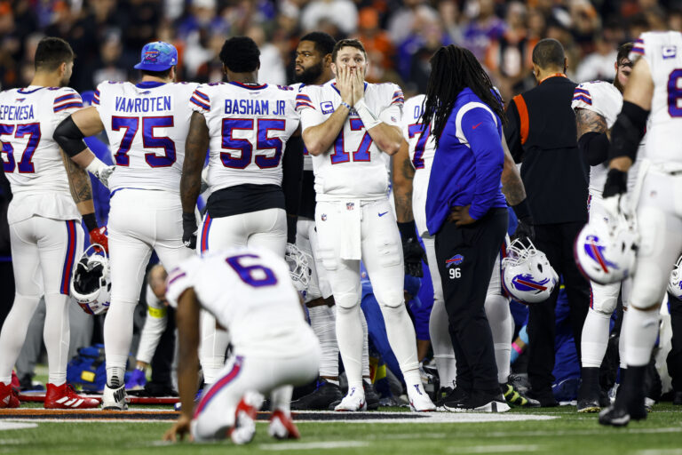 Buffalo Bills v Cincinnati Bengals