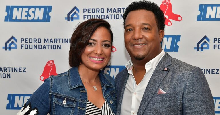 Carolina-and-Pedro-Martinez-social