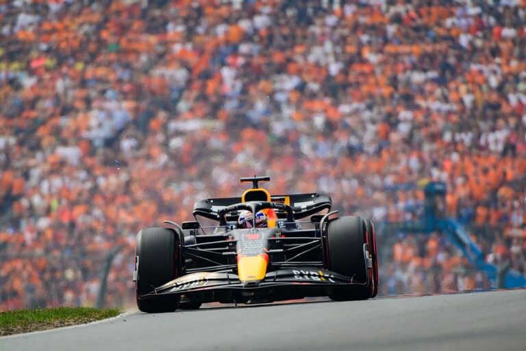 max-verstappen-red-bull-racing