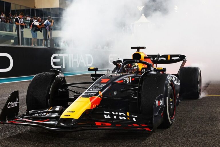 race-winner-max-verstappen-red