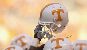 tennessee_helmet-e1697732715388