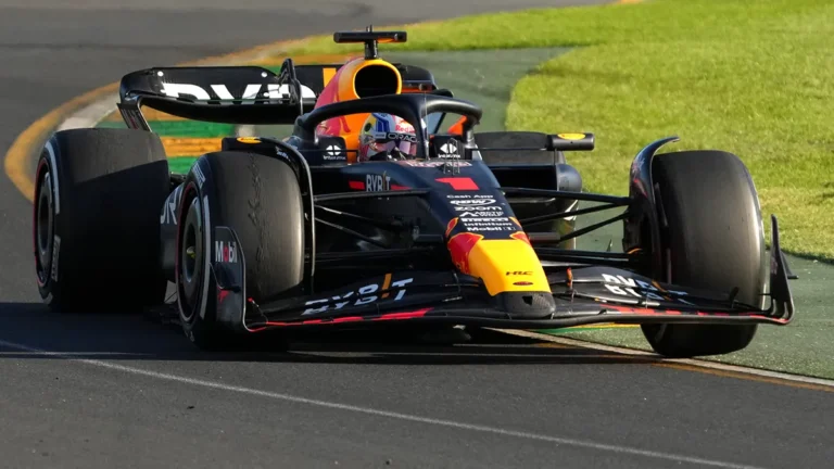 Max-Verstappen6