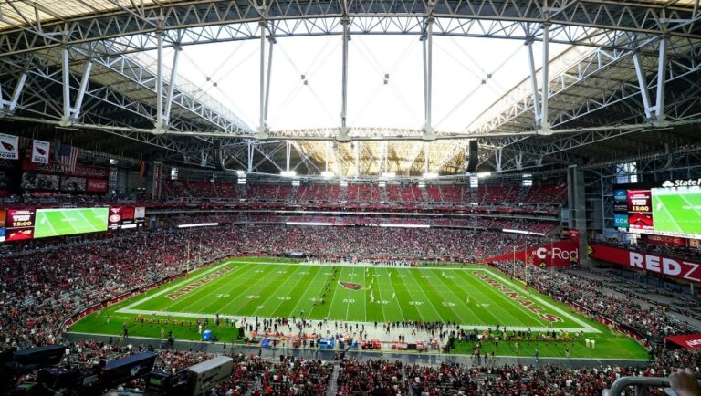 nfl-cardinals-state-farm-stadium-betmgm-1