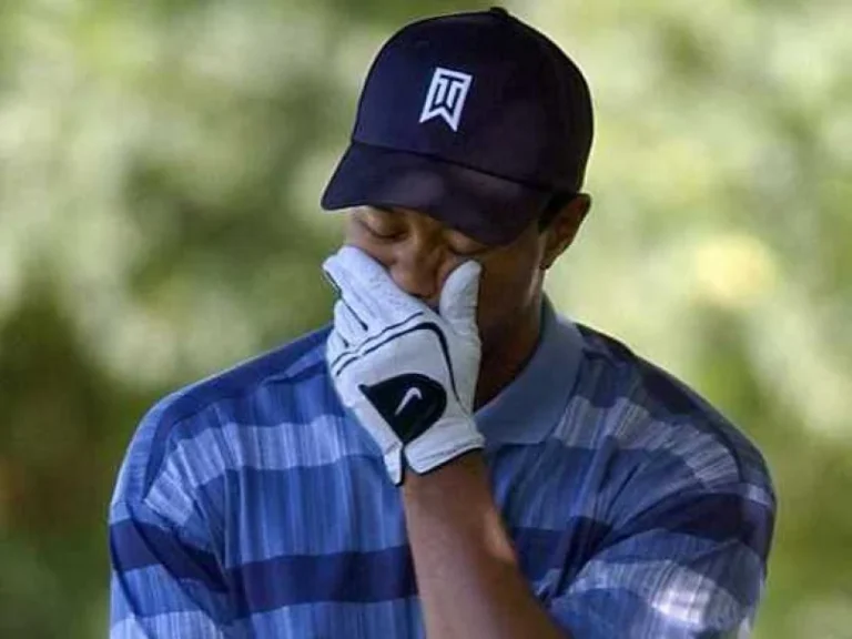 tiger-woods-sad-2007